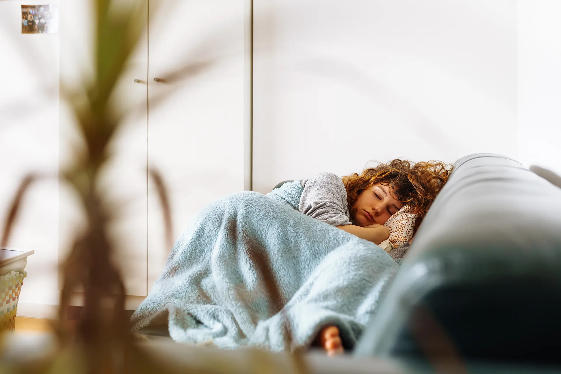 Signs that a cold is coming on