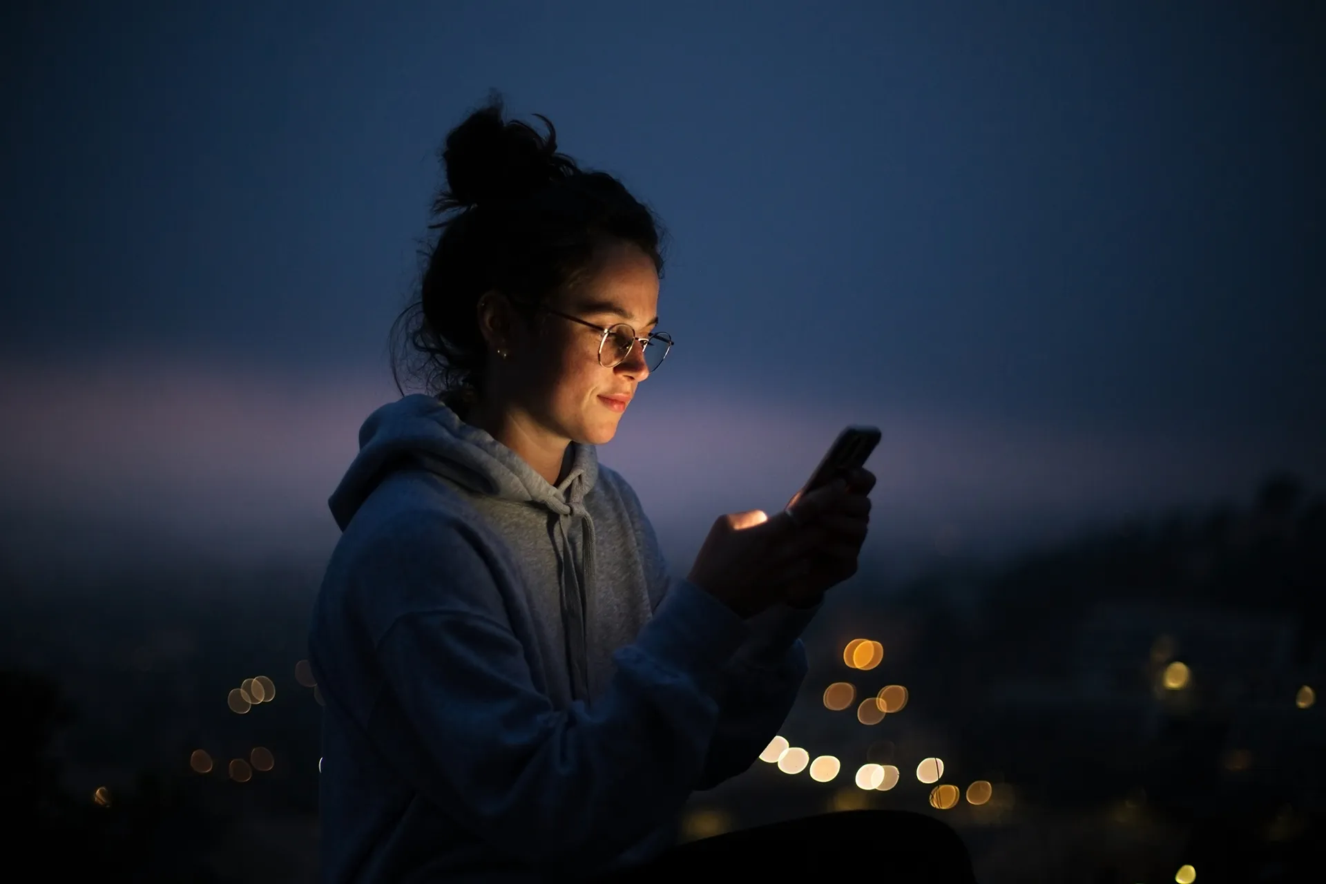 Schedule “digital detox” evenings